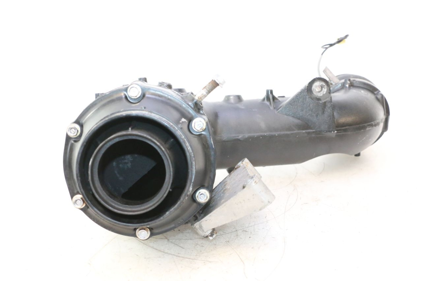 photo de COLLECTEUR YAMAHA WAVE RUNNER GP R 1200 (2000 - 2003) - Zoom composants