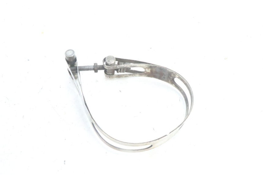 photo de COLLIER ECHAPPEMENT PIAGGIO MP3 500 (2016 - 2018) - Gros plan technique
