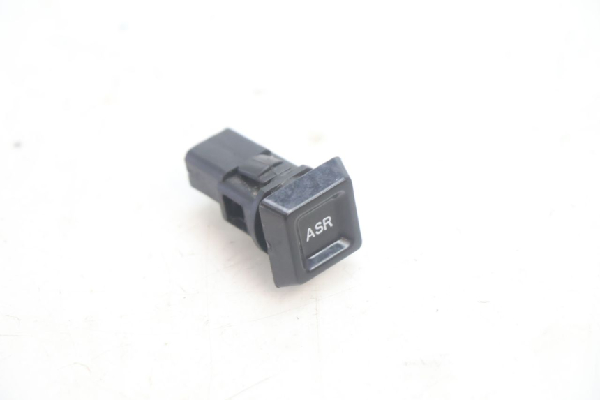 photo de COMMODO ASR PIAGGIO MP3 HPE 530 (2022 - 2026) - Vue principale