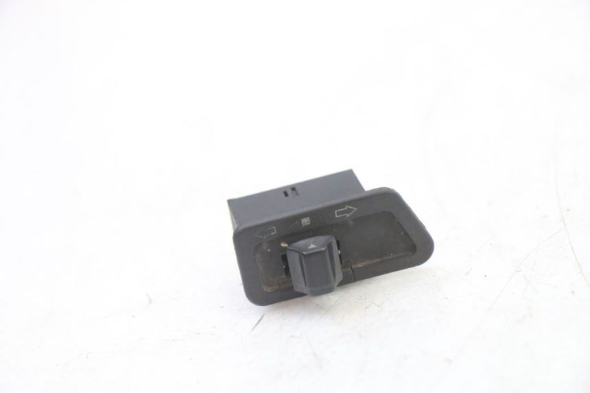 photo de COMMODO CLIGNOTANT TNT MOTOR BOSTON 4T 50 (2018 - 2025)