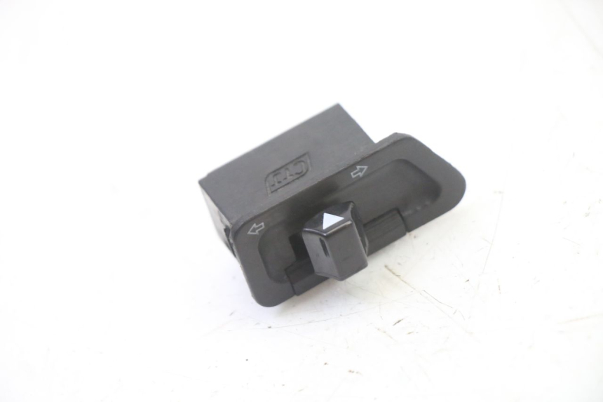 photo de COMMODO CLIGNOTANT SYM FIDDLE 3 III 50 (2014 - 2020)