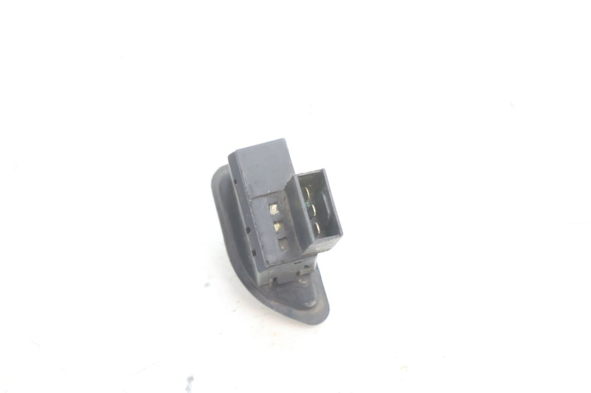 photo de COMMODO CLIGNOTANT PIAGGIO FLY 2T 50 (2004 - 2017) - Autre angle de vue