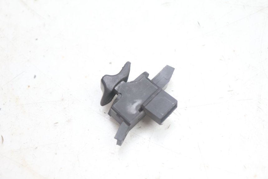 photo de COMMODO CLIGNOTANT PIAGGIO LIBERTY 50 (1998 - 2003) - Zoom état d’usage