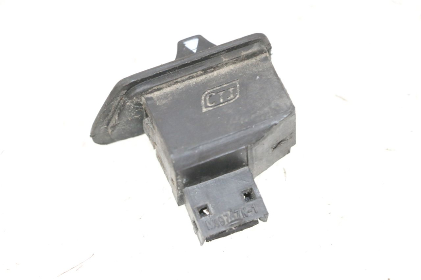 photo de COMMODO CLIGNOTANT SYM ORBIT III 3 4T 50 (2018 - 2021) - Autre angle de vue