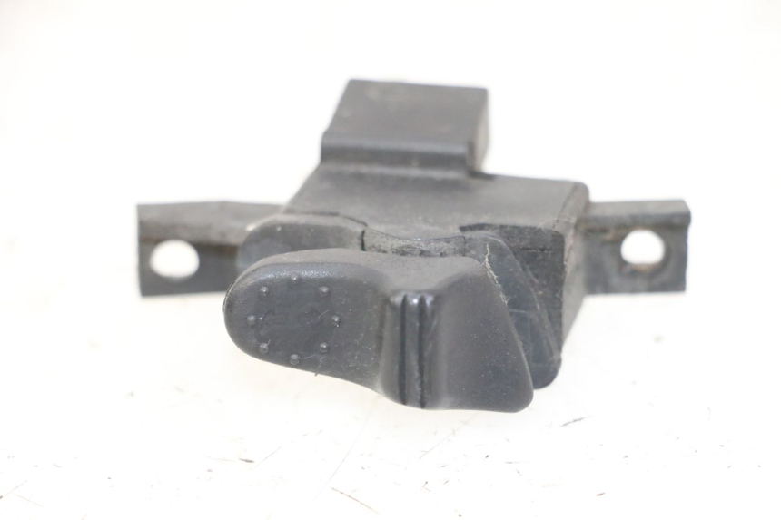 photo de COMMODO CLIGNOTANT PIAGGIO VESPA GRANTURISMO 200 (2004 - 2005)