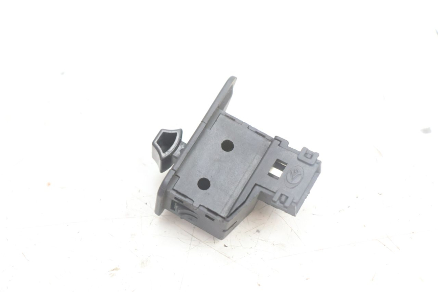 photo de COMMODO CLIGNOTANT JM MOTORS SANTANA EVO 50 (2024 - 2026) - Détail de la pièce