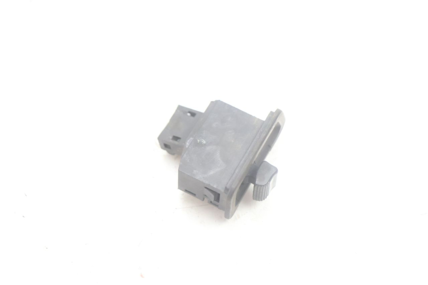 photo de COMMODO CLIGNOTANT HONDA SCV LEAD 100 (2003 - 2007) - Détail de la pièce