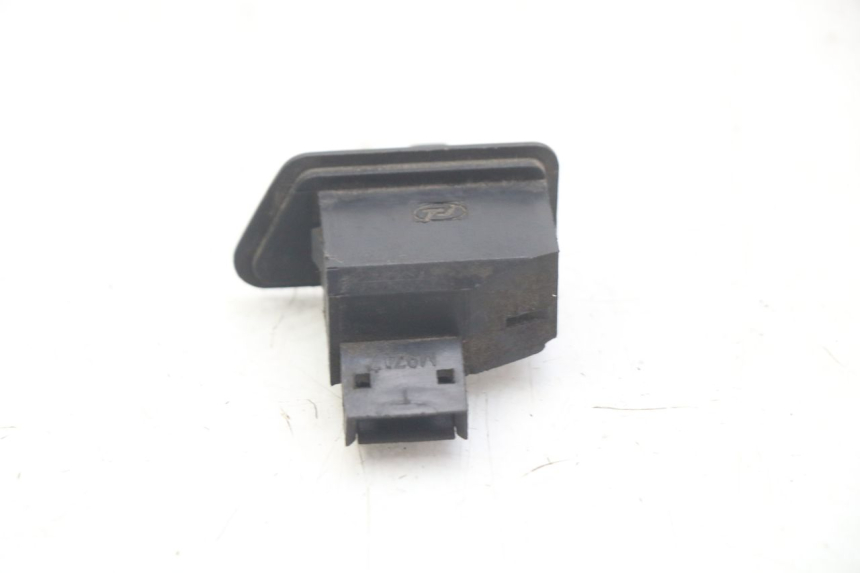 photo de COMMODO CLIGNOTANT SYM JET EURO X 2T 50 (2003 - 2007)