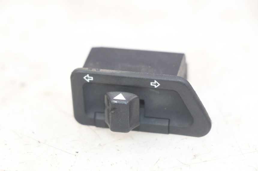photo de COMMODO CLIGNOTANT TGB CITY 2 50 (2009 - 2013)