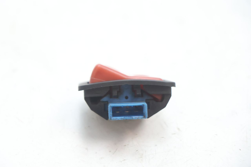photo de COMMODO COUPE CONTACT KYMCO MOVIE S 125 (2009 - 2018) - Autre angle de vue