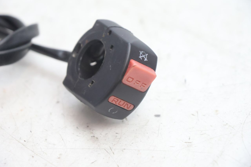 photo de COMMODO COUPE CONTACT APOLLO RFZ 125 - Détail de la pièce