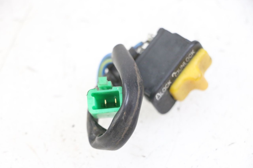 photo de COMMODO COUPE CONTACT PEUGEOT TWEET 4T 50 (2014 - 2019)