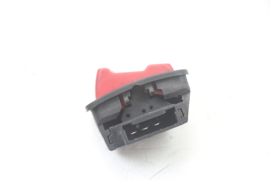 photo de COMMODO COUPE CONTACT PIAGGIO XEVO - X EVO 125 (2007 - 2016) - Zoom état d’usage