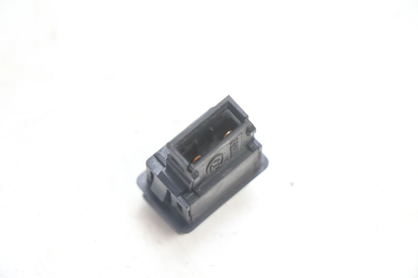 photo de COMMODO DEMARREUR TGB CITY RS 50 (2011 - 2016) - Autre angle de vue