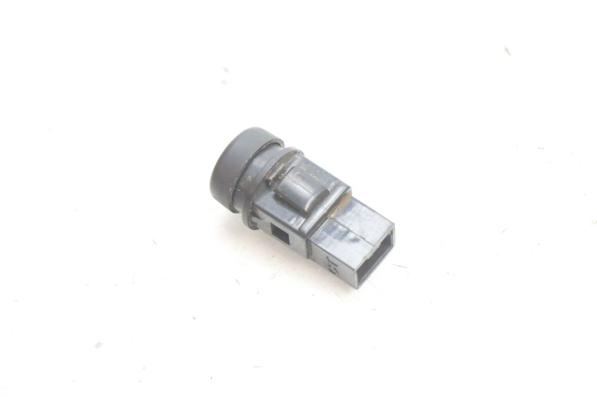 photo de COMMODO DEMARREUR PIAGGIO FLY 2T 50 (2004 - 2017) - Zoom état d’usage