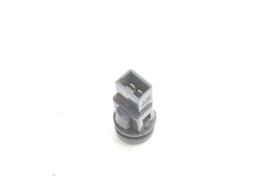 photo de COMMODO DEMARREUR PIAGGIO FLY 2T 50 (2004 - 2017) - Autre angle de vue