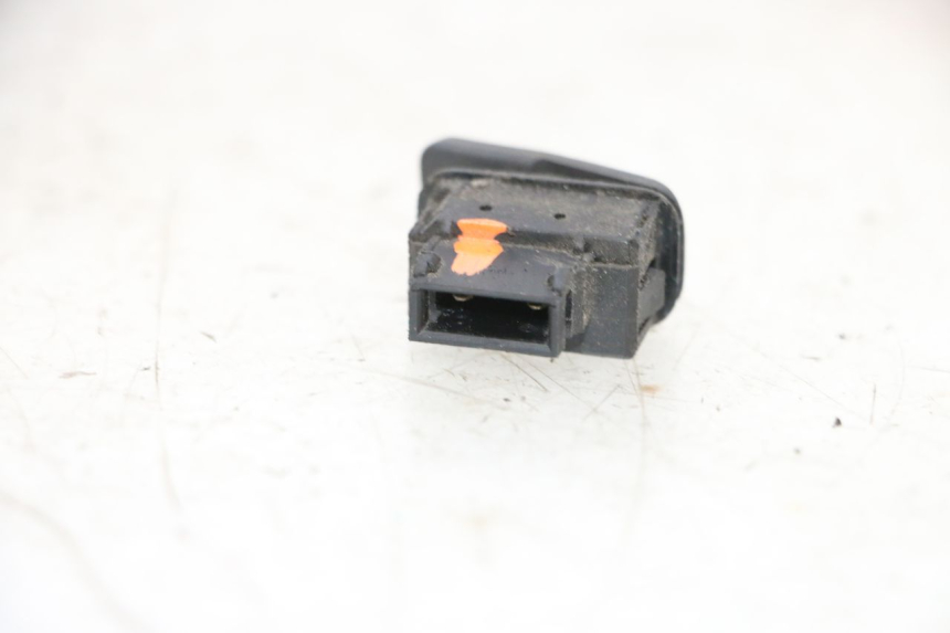 photo de COMMODO DEMARREUR PIAGGIO MP3 HPE 300 (2019 - 2026) - Détail de la pièce