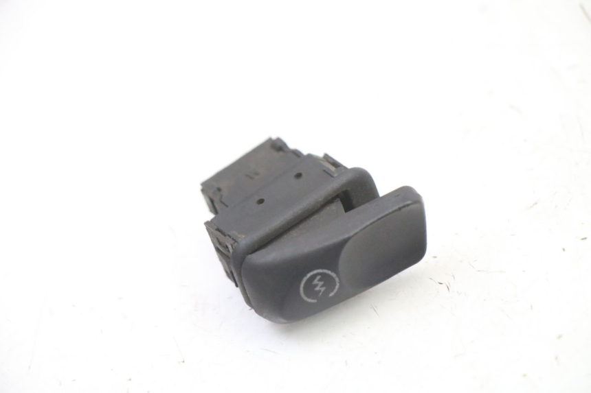 photo de COMMODO DEMARREUR PIAGGIO MP3 500 (2011 - 2015)