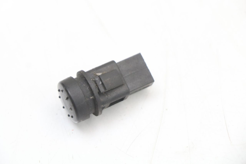 photo de COMMODO DEMARREUR PIAGGIO FLY 4T 50 (2004 - 2010)