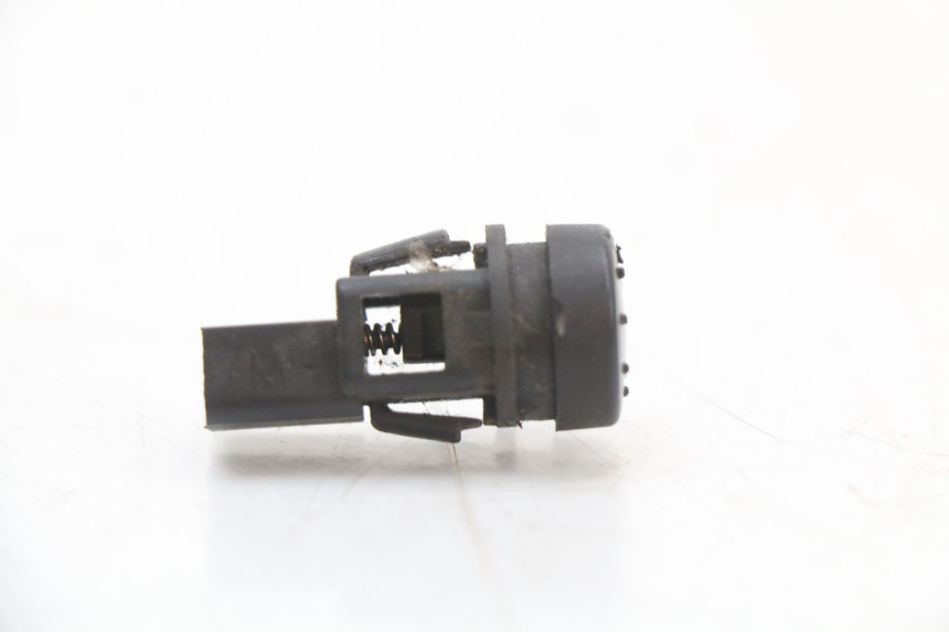 photo de COMMODO DEMARREUR PIAGGIO FLY 4T 50 (2004 - 2010)