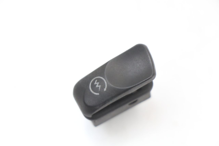 photo de COMMODO DEMARREUR PIAGGIO MP3 500 (2011 - 2015)