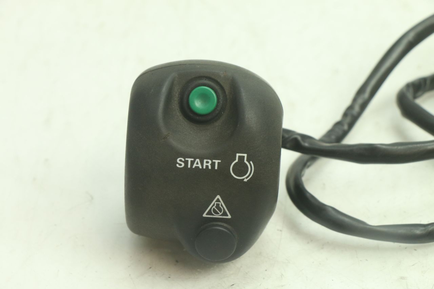 photo de COMMODO DEMARREUR YAMAHA WAVE RUNNER GP R 1200 (2000 - 2003) - Détail de la pièce