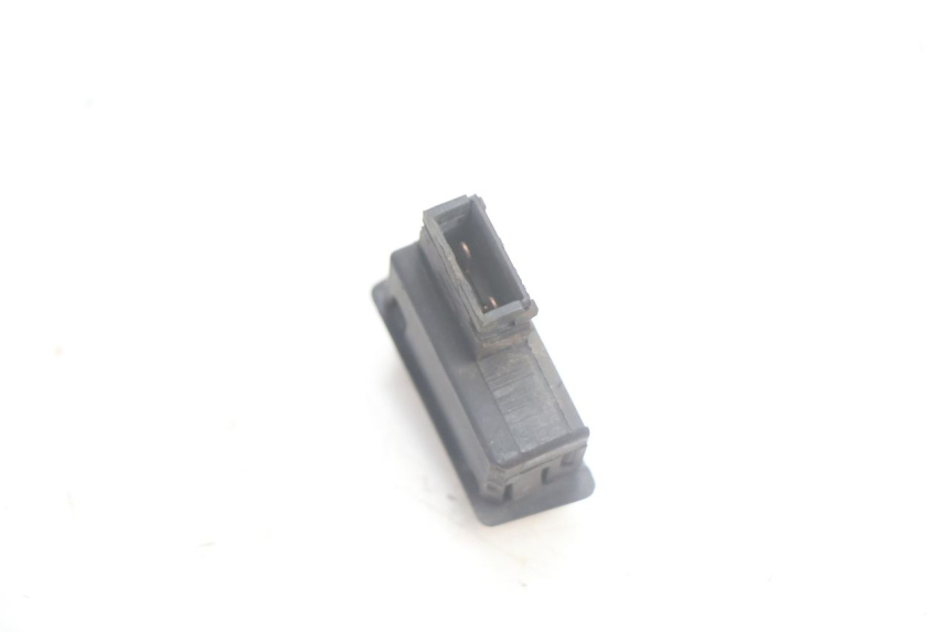 photo de COMMODO DEMARREUR YAMAHA XMAX X-MAX 125 (2006 - 2009) - Autre angle de vue