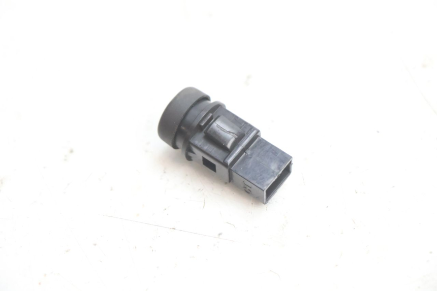 photo de COMMODO DEMARREUR PIAGGIO ZIP 2T 50 (2009 - 2019) - Zoom état d’usage