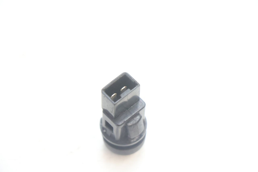 photo de COMMODO DEMARREUR PIAGGIO ZIP 4T 50 (2006 - 2017) - Autre angle de vue