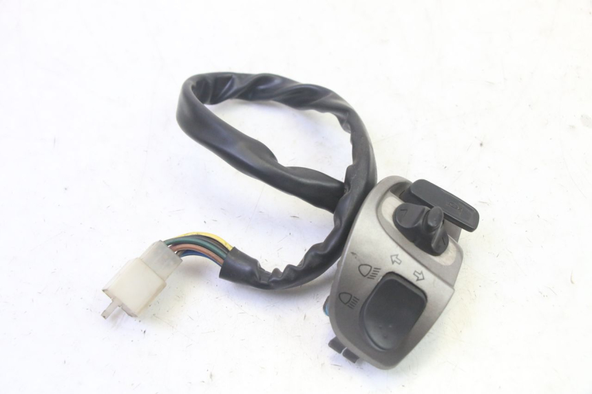 photo de COMMODO DROIT QUADRO 4 4D 350 (2015 - 2018)