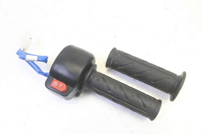 photo de COMMODO DROIT KYMCO AGILITY 4T 50 (2018 - 2022) - Vue principale