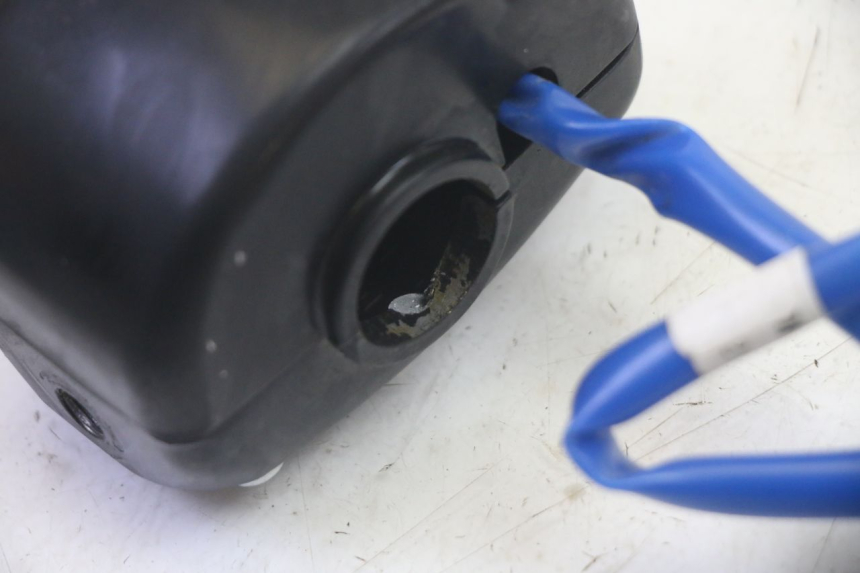 photo de COMMODO DROIT KYMCO AGILITY 4T 50 (2018 - 2022) - Pièce contrôlée