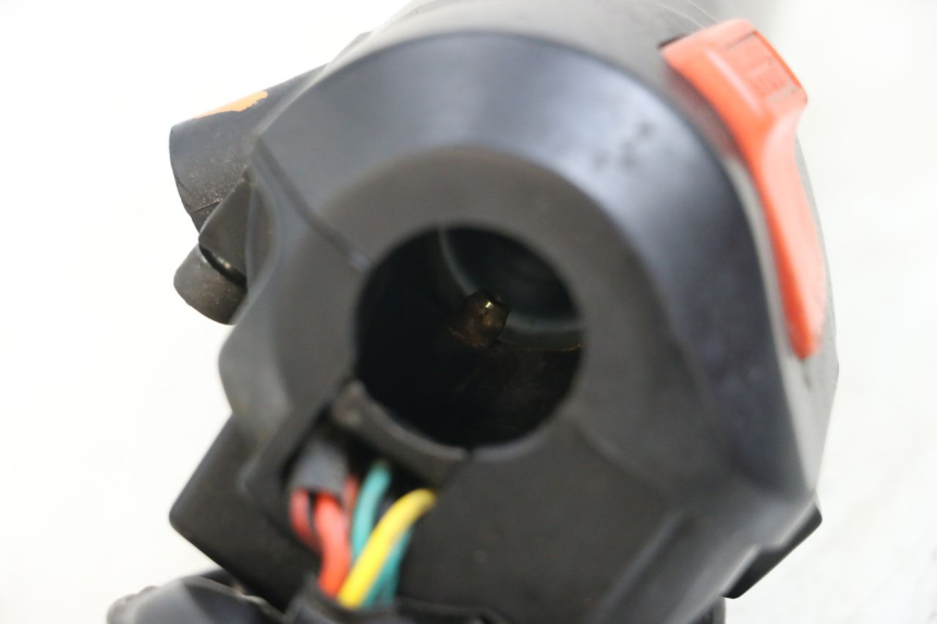 photo de COMMODO DROIT APRILIA CLASSIC 125 (1995 - 2001)