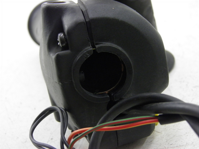 photo de COMMODO DROIT APRILIA SCARABEO 100 (2003 - 2012)