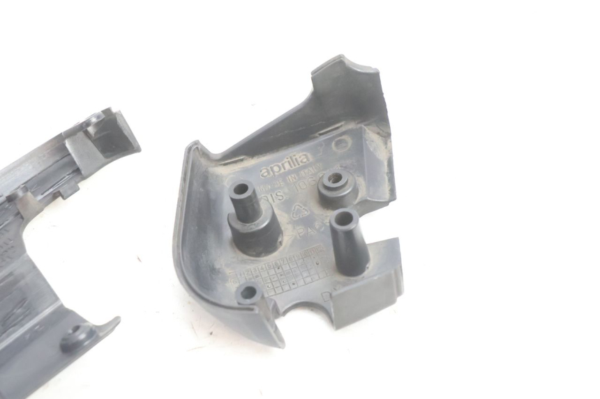photo de COMMODO DROIT APRILIA ATLANTIC S 125 (2010 - 2013) - État de surface