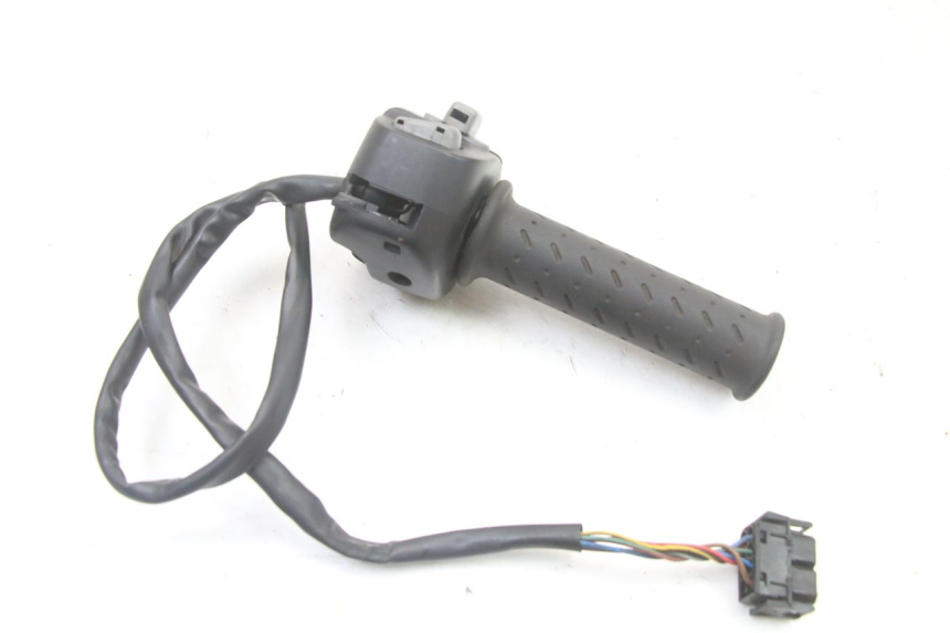 photo de COMMODO DROIT BMW C1 125 (2000 - 2003)