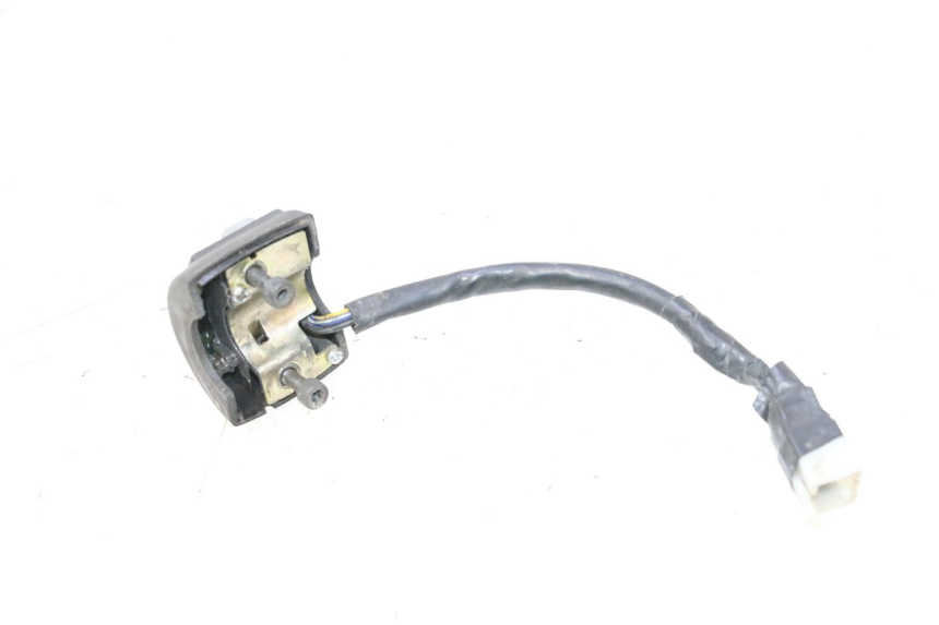 photo de COMMODO DROIT MBK BOOSTER SPIRIT 50 (1999 - 2003) - Gros plan technique