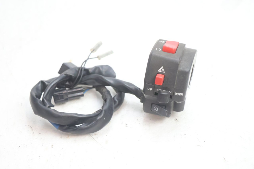 photo de COMMODO DROIT SUZUKI BURGMAN EXECUTIVE ABS 650 (2006 - 2012) - Vue principale