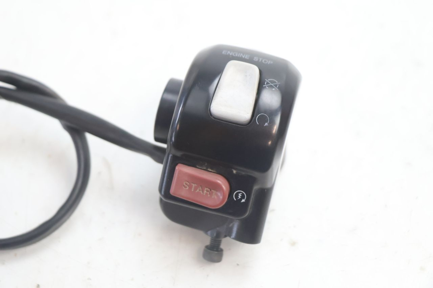 photo de COMMODO DROIT YAMAHA BW'S BWS 125 (2010 - 2013) - Détail de la pièce