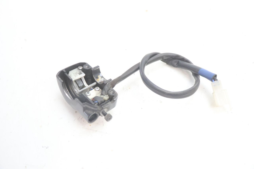 photo de COMMODO DROIT YAMAHA BW'S BWS 125 (2010 - 2013) - Autre angle de vue