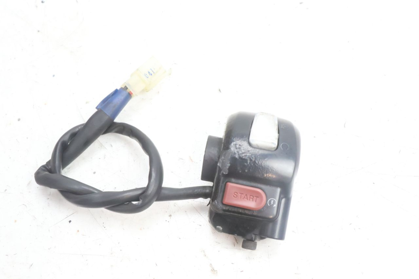 photo de COMMODO DROIT YAMAHA BW'S BWS 125 (2010 - 2013) - Vue principale