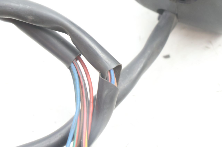 photo de COMMODO DROIT BMW C1 125 (2000 - 2003) - Points de fixation