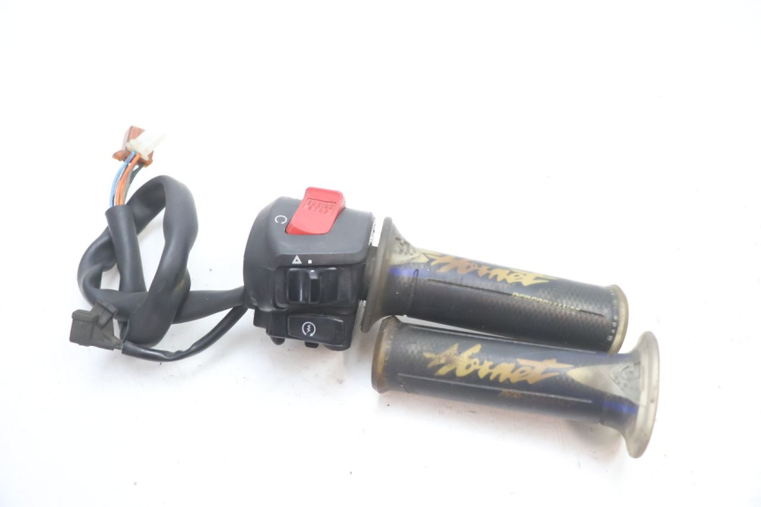 photo de COMMODO DROIT HONDA CB F HORNET 600 (2005 - 2006) - Vue principale