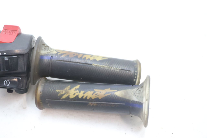 photo de COMMODO DROIT HONDA CB F HORNET 600 (2005 - 2006) - Zoom état d’usage
