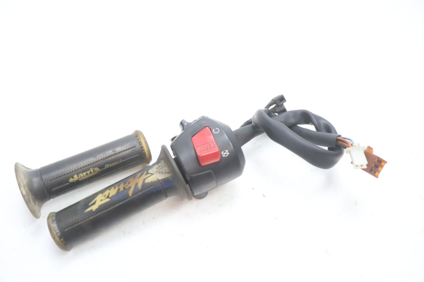 photo de COMMODO DROIT HONDA CB F HORNET 600 (2005 - 2006) - Autre angle de vue