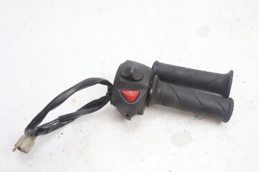 photo de COMMODO DROIT PEUGEOT CITYSTAR 125 (2011 - 2017) - Vue principale