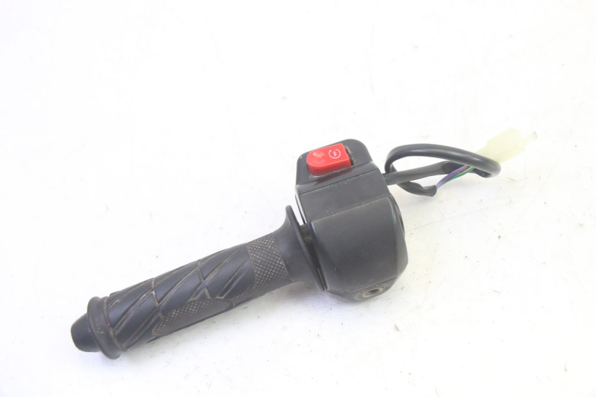 photo de COMMODO DROIT LONGJIA DIGITA 4T 50 (2019 - 2022) - Gros plan technique