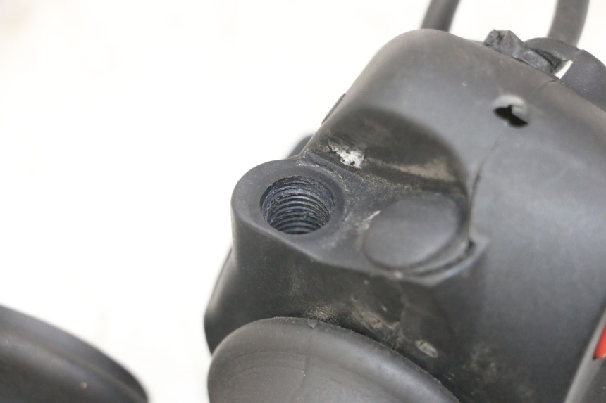 photo de COMMODO DROIT PEUGEOT ELYSTAR 125 (2002 - 2007)