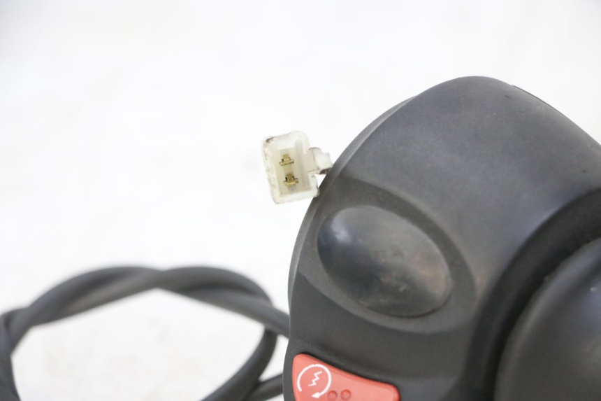 photo de COMMODO DROIT PEUGEOT ELYSTAR 125 (2002 - 2007)