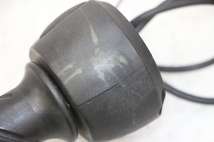 photo de COMMODO DROIT PEUGEOT ELYSTAR 50 (2002 - 2014)